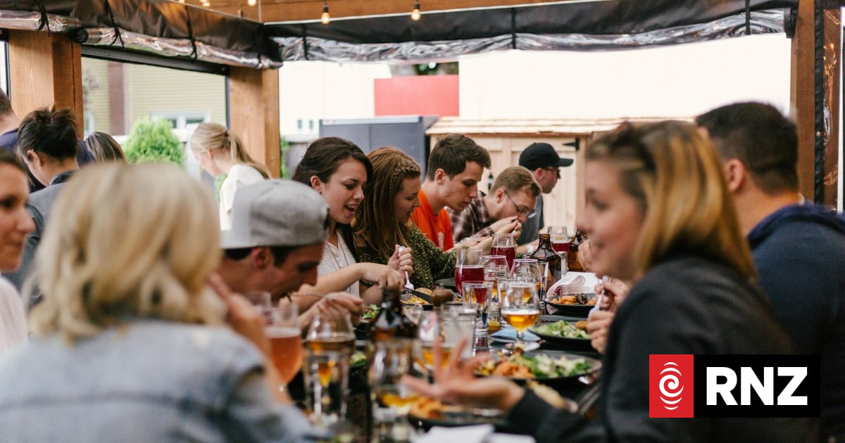 Government eases food safety rules for small hospitality businesses