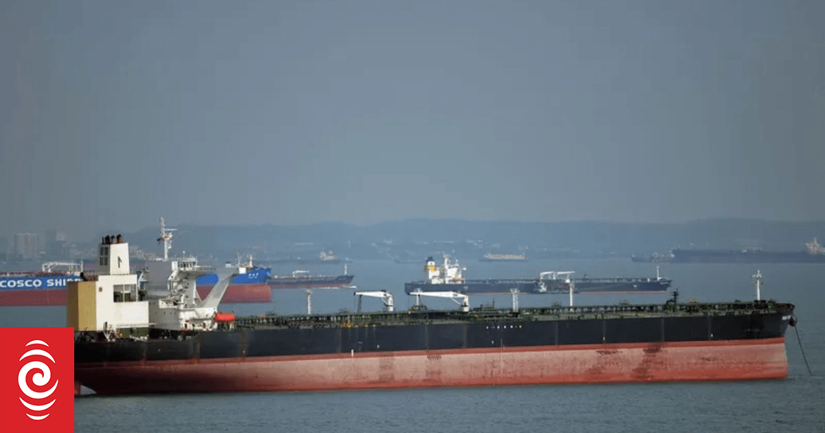 Sanctioned oil tanker falsely using Cook Islands flag, authority says