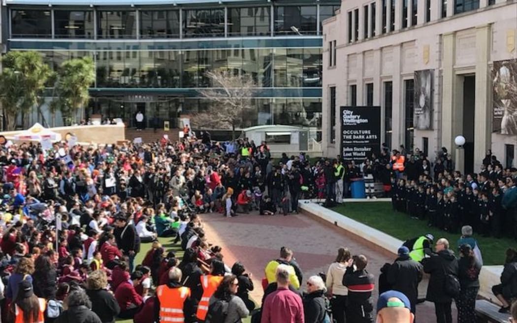 The crowd gathers at the climax of the Te Wiki O Te Reo Maori Parade.