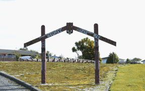 At Murihiku Marae in Waihōpai