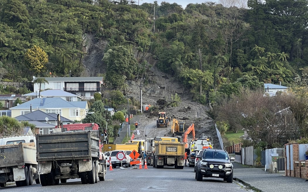 A slip on Arnott Heights has forced the closure of Milton Road in Greymouth overnight on 26 August, 2024.