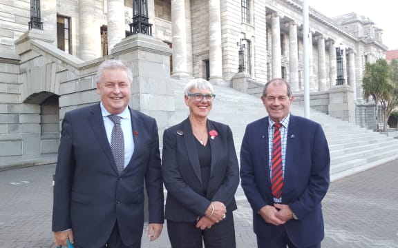 Taupō Mayor David Trewavas (L), Rotorua Mayor Steve Chadwick and Ruapehu Mayor, Don Cameron.