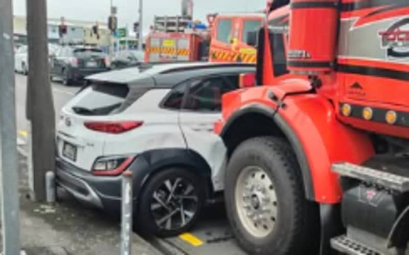 Red-faced candidate apologises for causing crash | RNZ