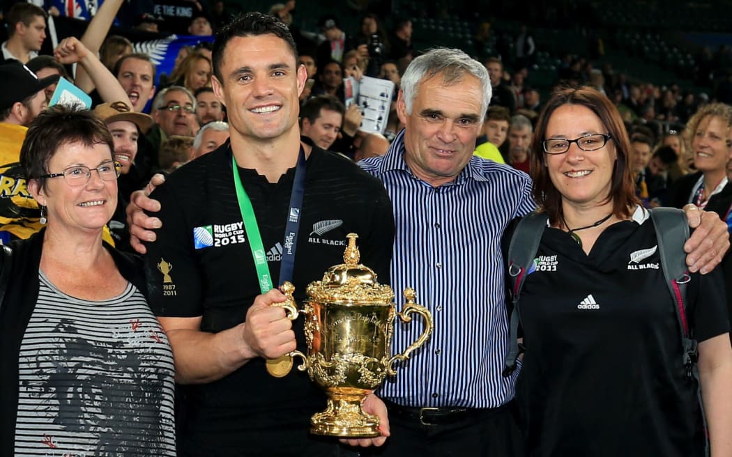 Dan Carter and family with the World Cup