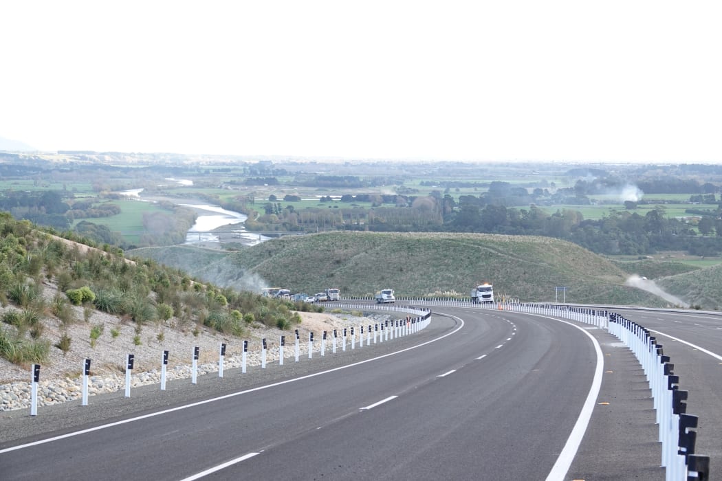 Te Ahu a Turanga - Manawatū Tararua Highway open for motorists | RNZ News