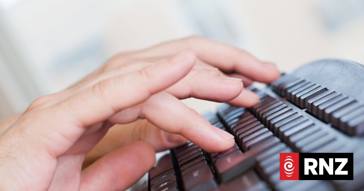 Here's what makes a good online review, according to the experts