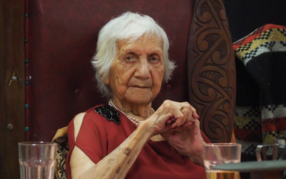 Isey Cross, 106, says the love of friends and family is the key to a long life.