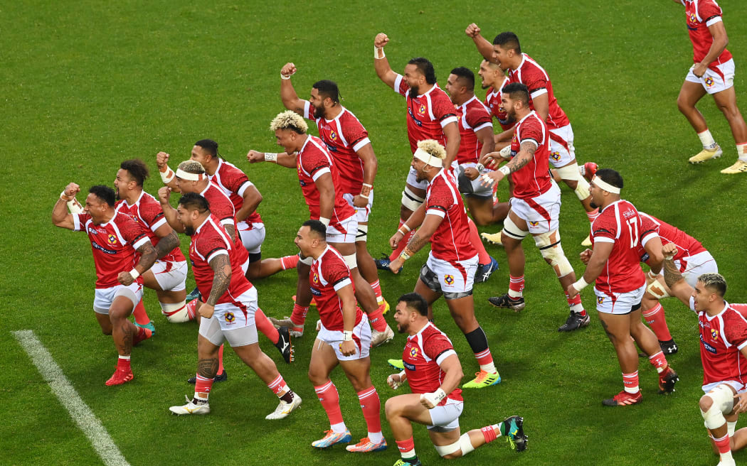 Tonga perform the Sipi Tau.