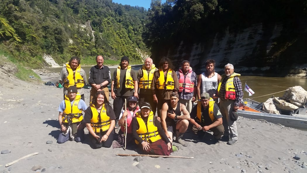 Whānau involved in the Mangapāpapa Marae project.