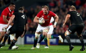 Alun Wyn Jones makes a break for the Lions.