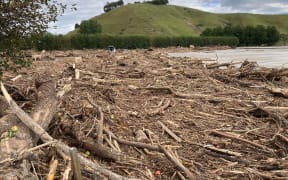 Flood debris at Fernhill bridge and Ngaruroro Road in Hawkes Bay