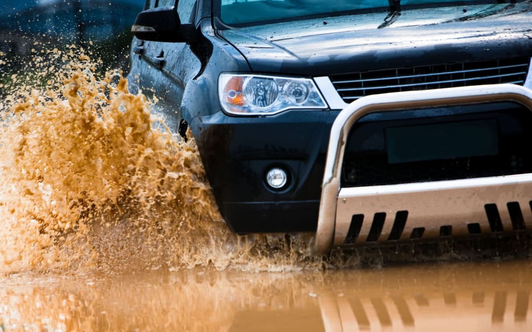 SUV