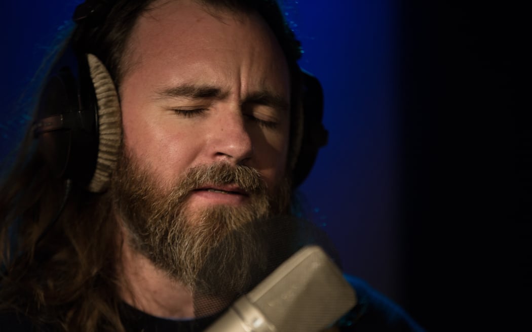 Liam Finn singing Neil Young's 'The Needle and the Damage Done' in the RNZ Auckland studio.