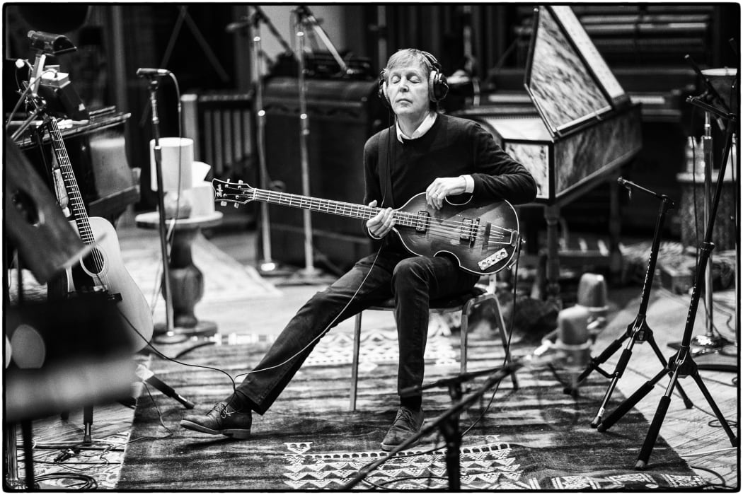 Paul McCartney recording session in LA 2017