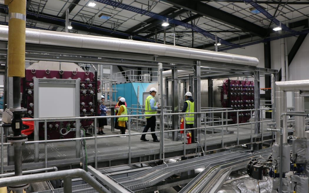 The boilers are located above the combustion chamber.