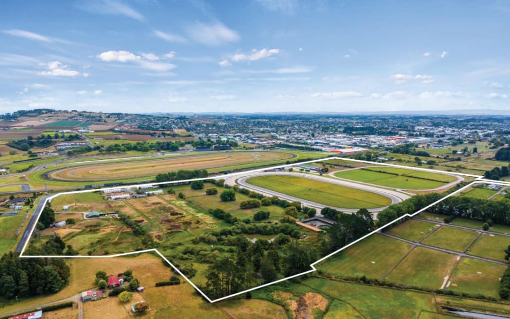 The Franklin Park Training Centre is on the market with horse trainers concerned for their future.