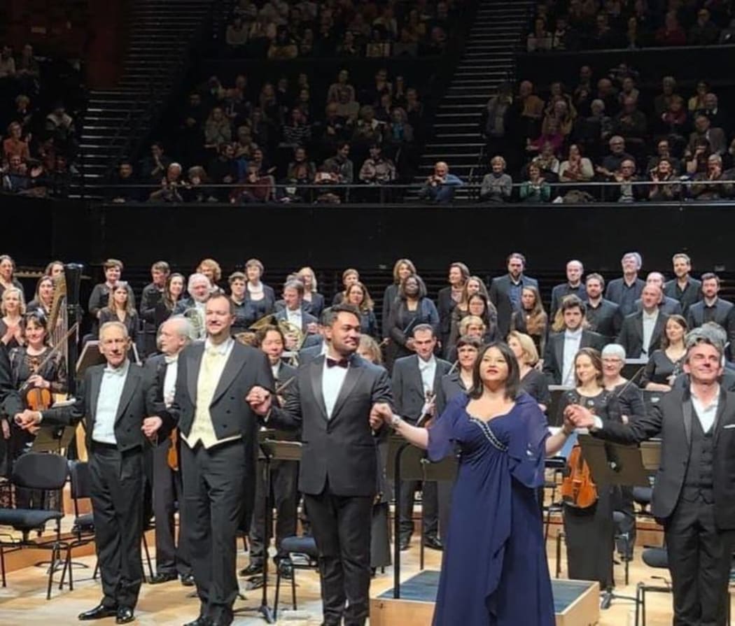 Amitai Pati sang the lead role Nadir in The Pearl Fishers with the Philharmonie De Paris