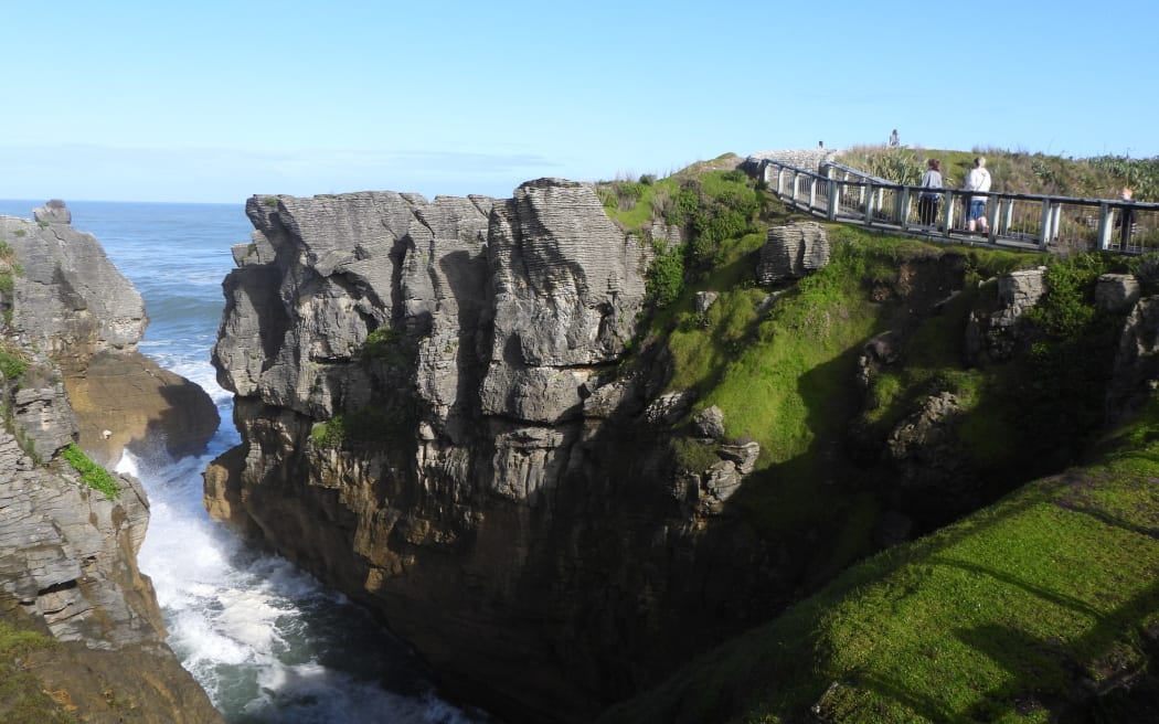 The Pancake Rocks walkway at Dolomite Point, Punakaiki.