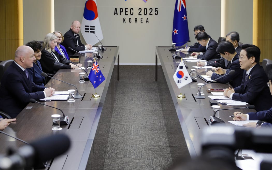 Christopher Luxon and Todd McClay at a bilateral meeting in South Korea.