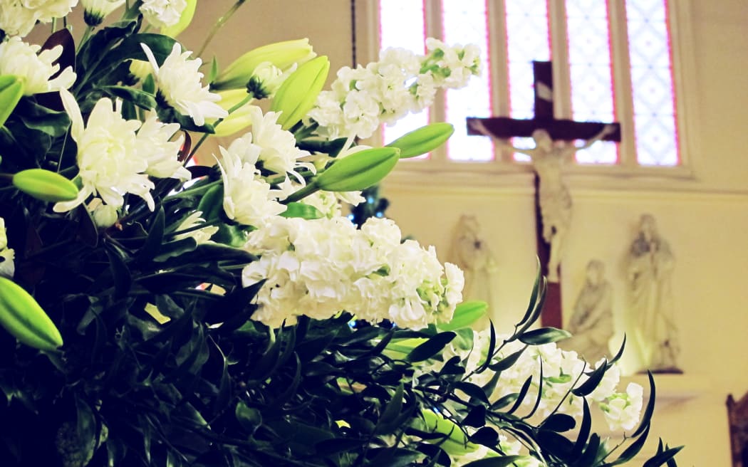 Christmas flowers at St Patrick's Cathedral