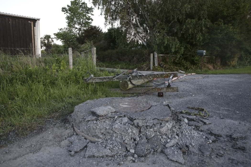 Kaikoura earthquake  - power lines and water mains
