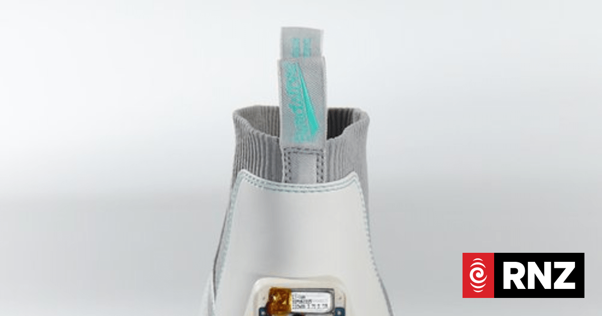 Smart boot developed to prevent injuries for health workers | RNZ