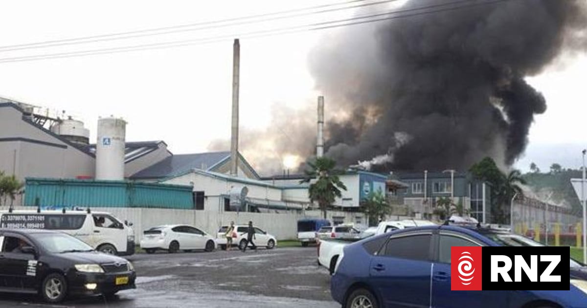 Major fire at a warehouse in Fiji | RNZ