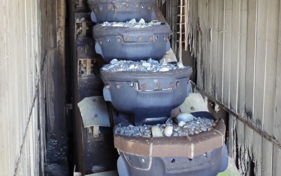 The ascending bucket line.