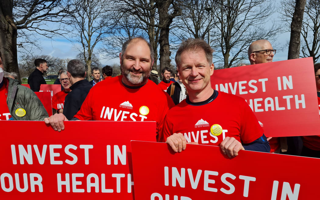 Doctors' strike - Dan Hartwell and Dick Ongley.