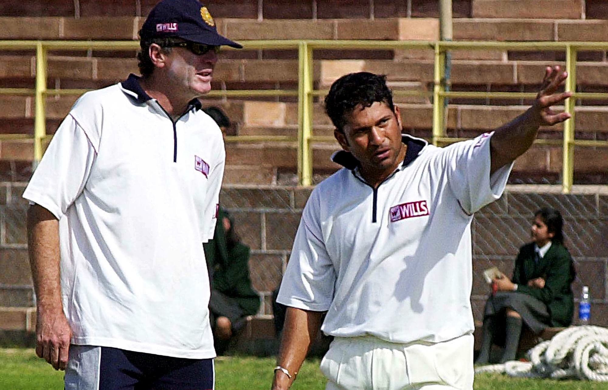 John Wright with Sachin Tendulkar in 2000. Tendulkar is considered as one of the greatest batsman to have graced the game.