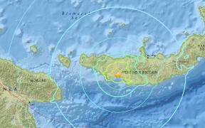 6-point-5 quake off PNG