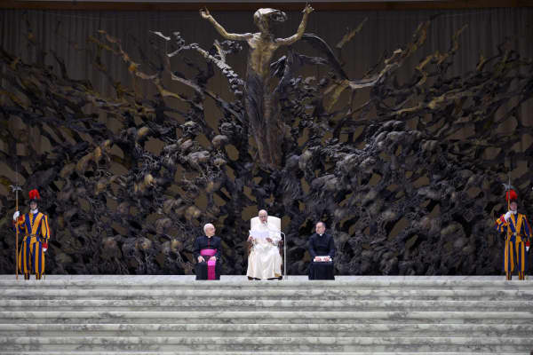 Pope Leo XIV during the general audience in St Peter's Basilica at the Vatican on 2025/8/ 13. Pope Leo XIV s General Audience is held in the Paul VI Hall due to the extreme Roman heat at the Vatican.