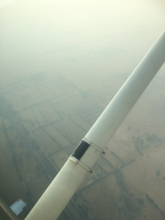 Low visibility through the bush fire smoke on approach to Essendon.