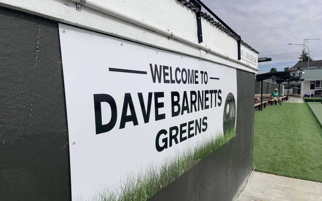 Dave Barnetts Green