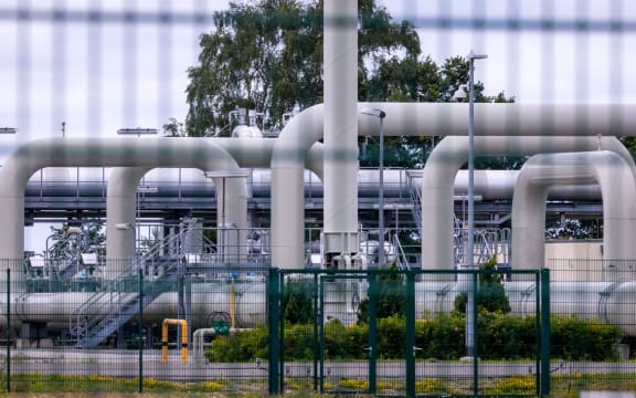 08 July 2022, Mecklenburg-Western Pomerania, Lubmin: Maintenance work is due on the Nord Stream 1 Baltic Sea pipeline. Photo: Jens Büttner/dpa (Photo by JENS BUTTNER / DPA / dpa Picture-Alliance via AFP)