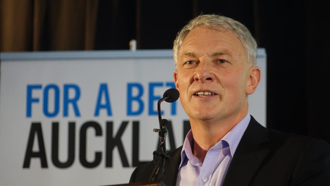 Phil Goff said his mayoralty bid would focus on traffic congestion and building more homes.