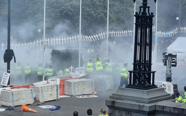 Parliament protest report shows NZ police have come a long way since ...