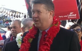 Labour leader David Cunliffe announced the plan to scrap secondary tax while campaigning at the Otara Market in Manukau.