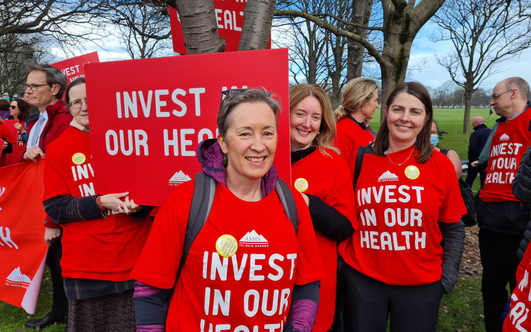 Doctors' strike - Siobhan Cross (centre) and her peers at pickets in Christchurch on 5 September 2023.
