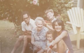Lizzie Oakes with her family and her Nan Muriel Harrison