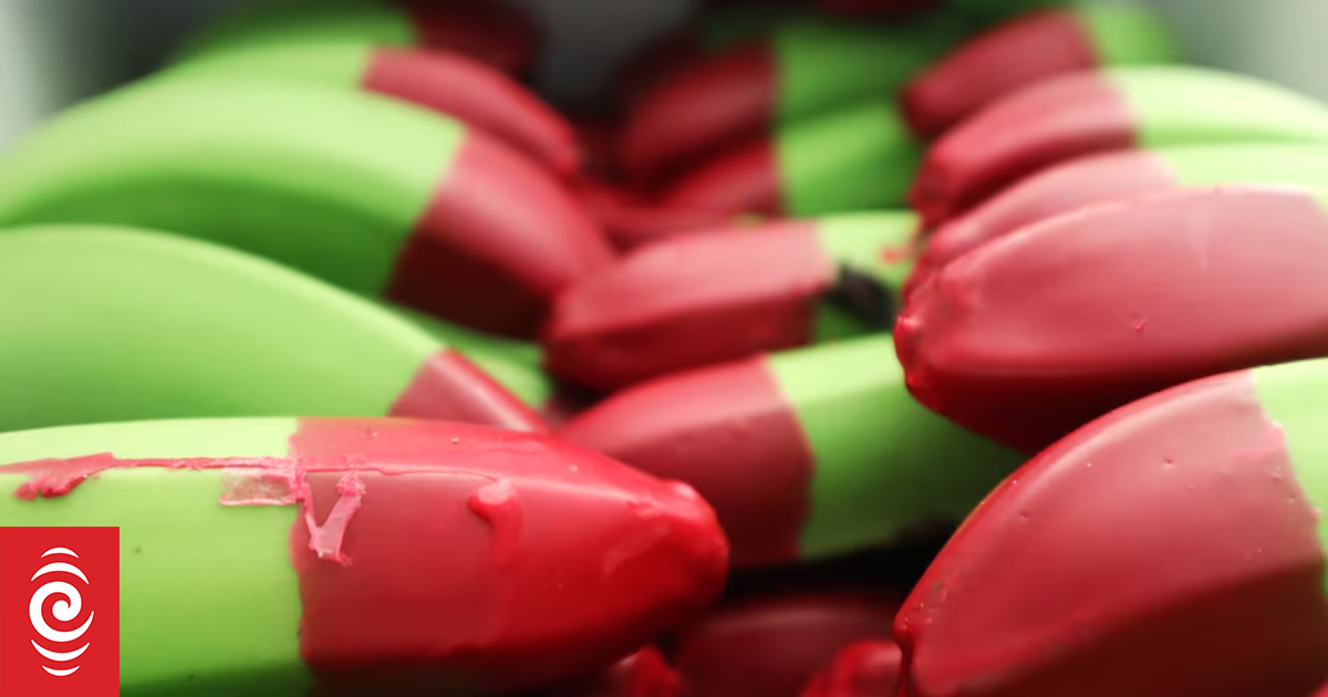 Red-tipped bananas go viral - so what's the appeal?