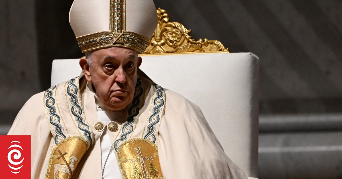Pope soldiers through Easter Vigil after missing procession due to health - Vimarsana News