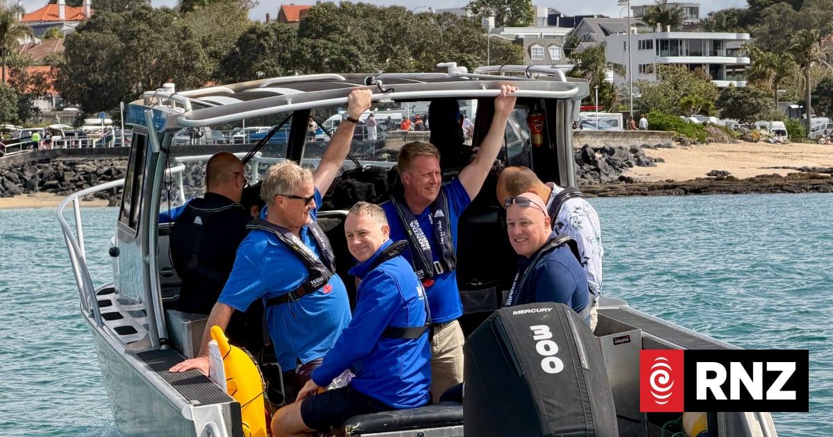 Opponents label National's fishing policy 'desperate' and a 'flip-flop'