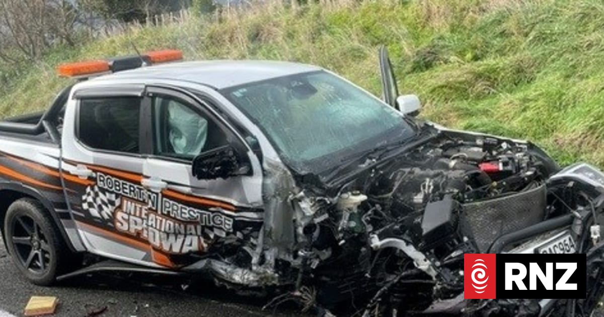 One dead after crash on SH1 at Hunterville
