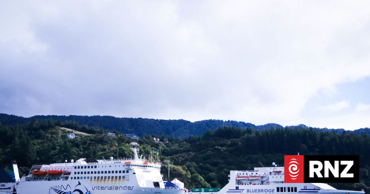 Cook Strait ferry sailings cancelled due to heavy swells