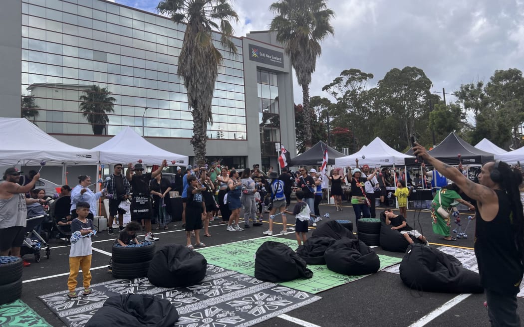 The crowd were engaged with the music and their free poi's thanks to XMT Creations, gifting members of the public small Christmas presents.