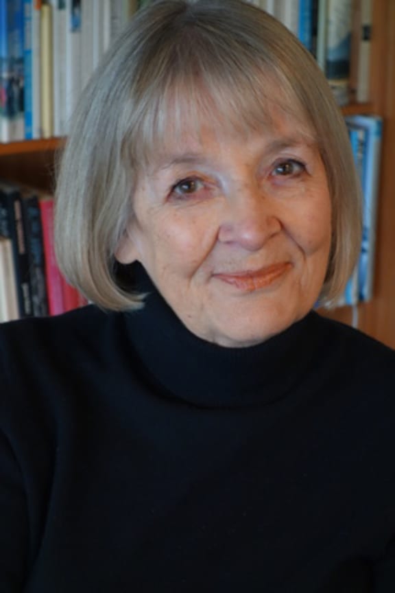 Writer, reviewer, Linda Burgess
