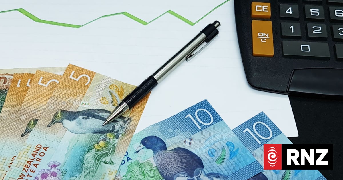 Inflation eases to 3.7 percent in September quarter