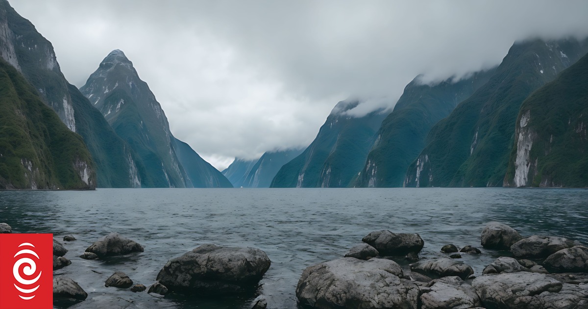 Overnight temperatures to drop, 'possibility of snow flurries' in Fiordland - Vimarsana News