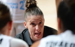 Nat Hurst , head coach of the Tall Ferns. ( Credit Sarah Reed @PhotosportNZ)